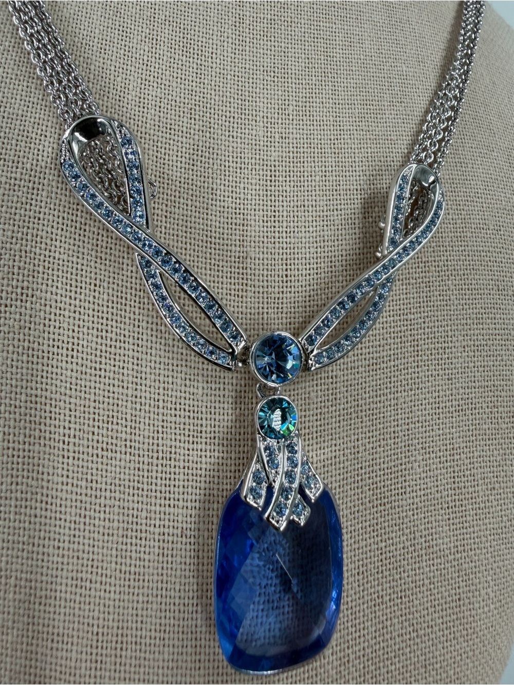 Givenchy Silver Tone Blue Crystal Necklace - Picture 2 of 8